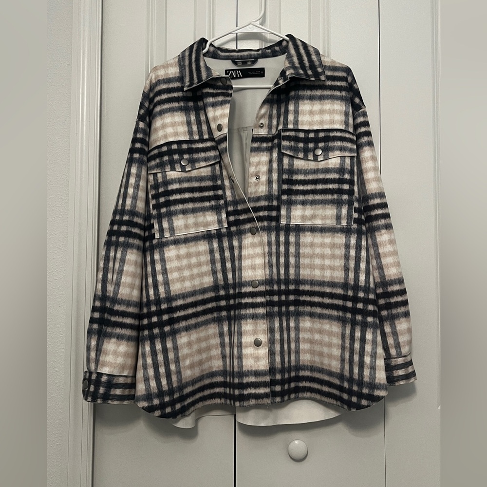 Zara Women's Black and Tan Plaid Utility Jacket
